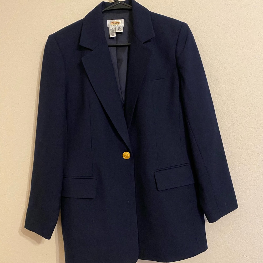 Talbots wool blazer in navy blue in size small